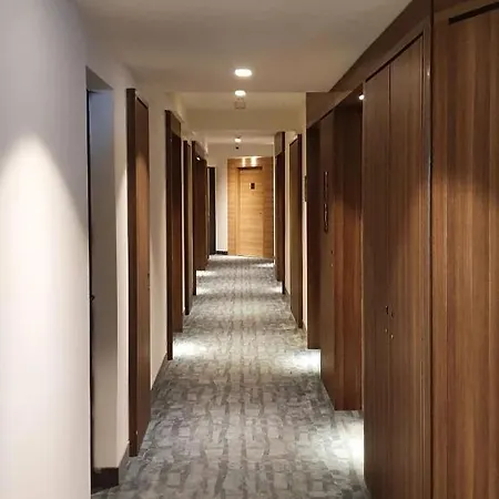 Select Woodside & Kopaonik