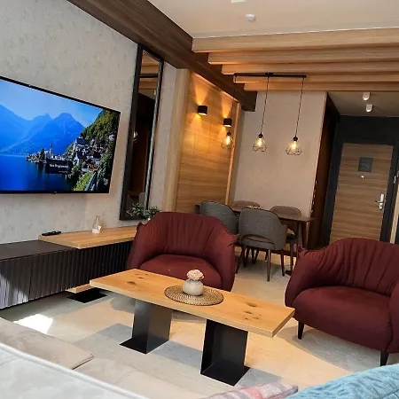 Select Woodside & Appartement Kopaonik